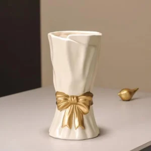 Bow vase